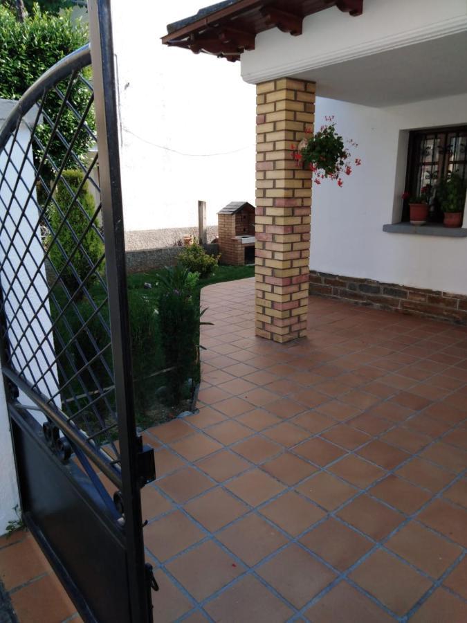 Apartamento Rural Casa Paco Con Jacuzzi Exterior Y Barbacoa 艾因萨 外观 照片